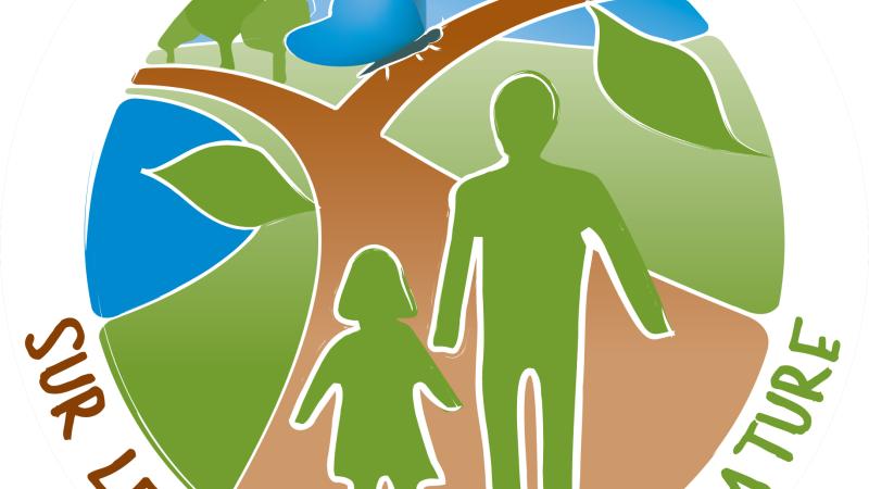 Dessin représentant un enfant et un adulte sur un chemin